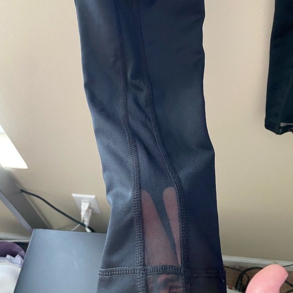Women’s Z by Zella Black Sheer Panel Athletic Full Length Leggings Size Small - Picture 3 of 4